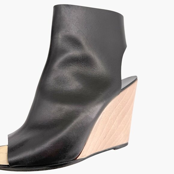 Chanel Black Leather Peep Toe CC Wedge Heel Ankle Booties Shoes Size 39 US 8–8.5 - Picture 9 of 15